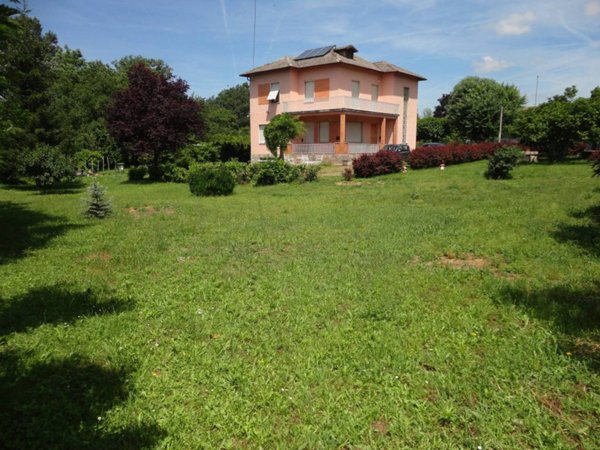 casa indipendente in vendita a Silvano d'Orba