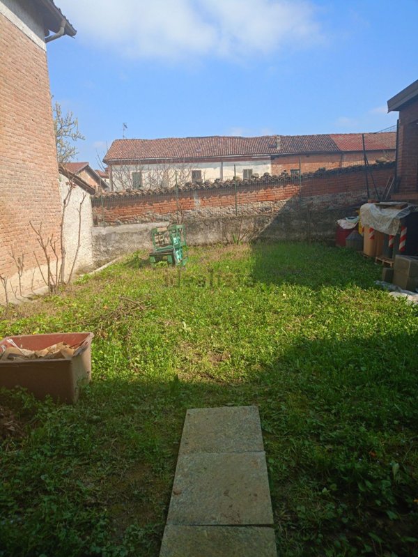 casa indipendente in vendita a Silvano d'Orba