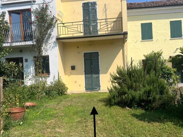 casa indipendente in vendita a Solero