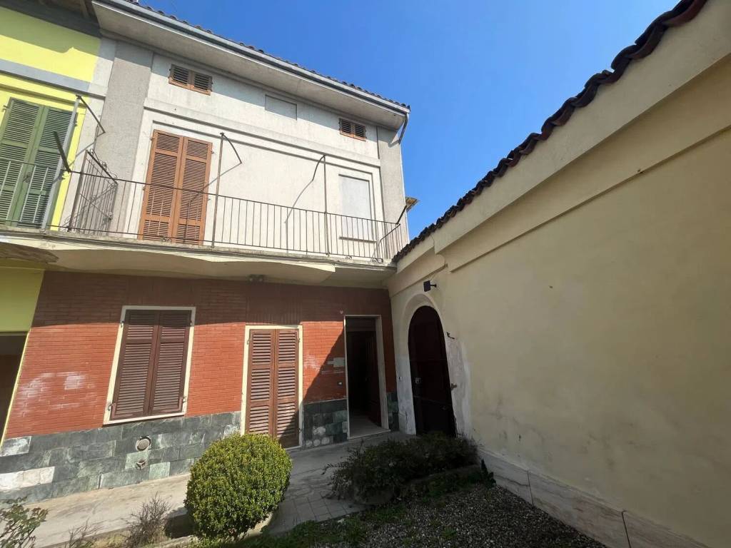 casa indipendente in vendita a Solero