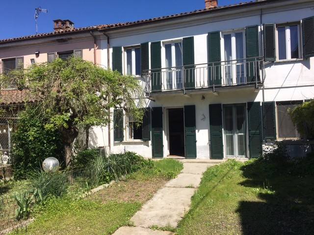 casa indipendente in vendita a Solero