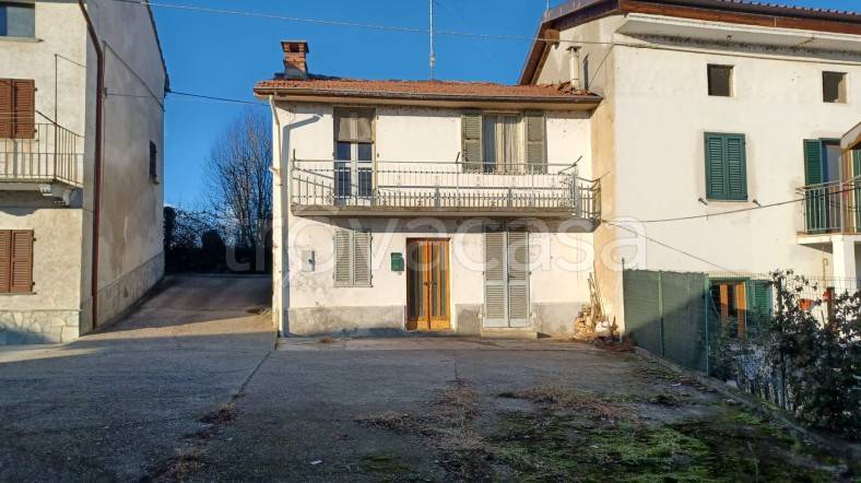 casa indipendente in vendita a Solonghello in zona Fabiano
