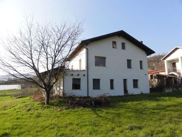 casa indipendente in vendita a Spigno Monferrato
