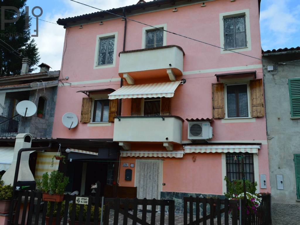 casa indipendente in vendita a Spigno Monferrato