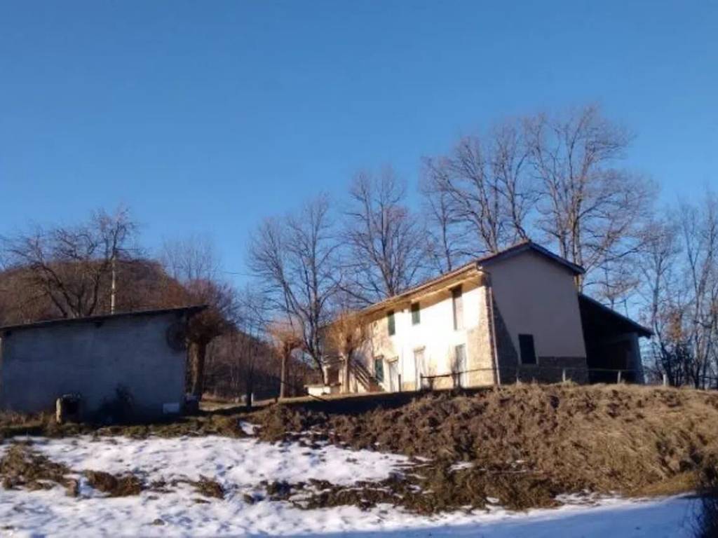 casale in vendita a Spigno Monferrato