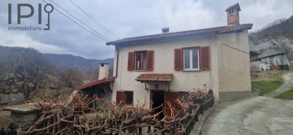 casa indipendente in vendita a Spigno Monferrato