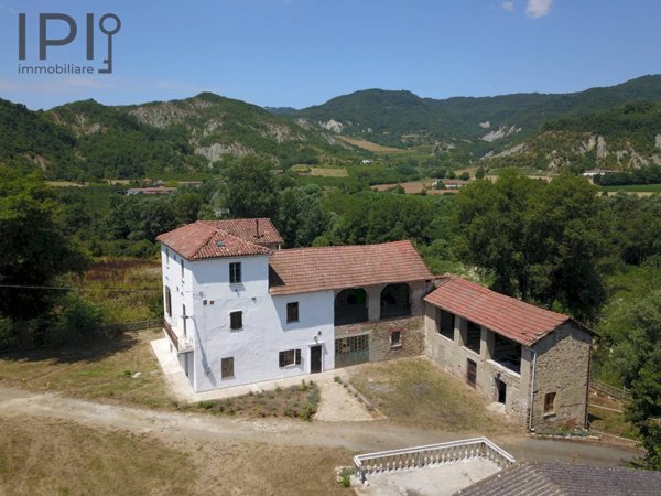 casale in vendita a Spigno Monferrato