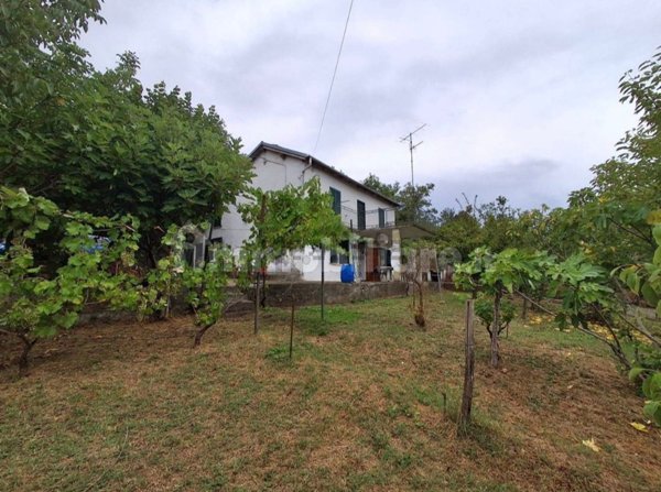 casa indipendente in vendita a Spigno Monferrato