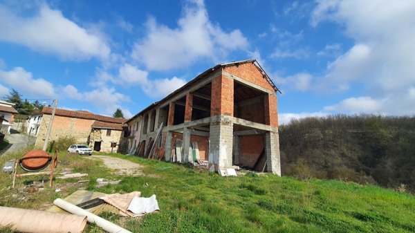 casa indipendente in vendita a Spigno Monferrato