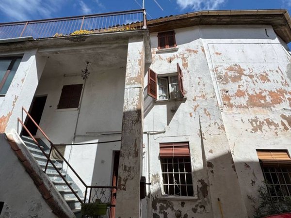 casa indipendente in vendita a Spineto Scrivia