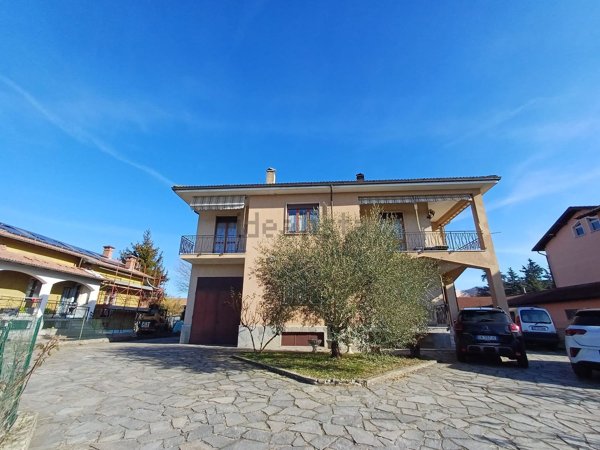 casa indipendente in vendita a Stazzano