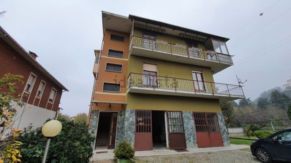 appartamento in vendita a Stazzano in zona Monterosso