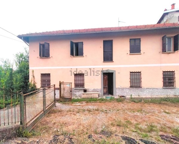 casa indipendente in vendita a Stazzano
