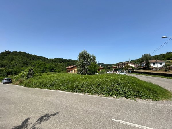 casa indipendente in vendita a Stazzano