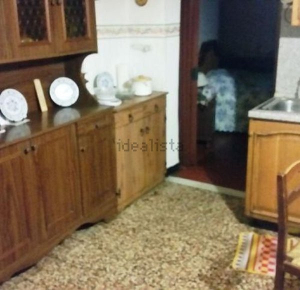 casa indipendente in vendita a Stazzano