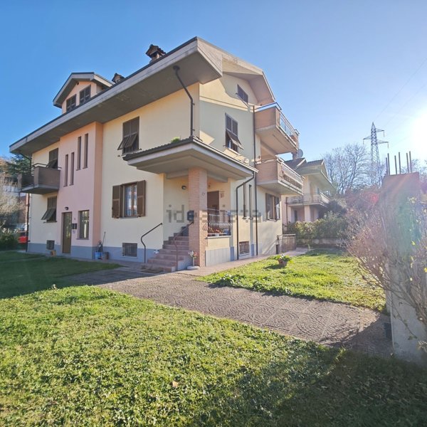 casa indipendente in vendita a Stazzano
