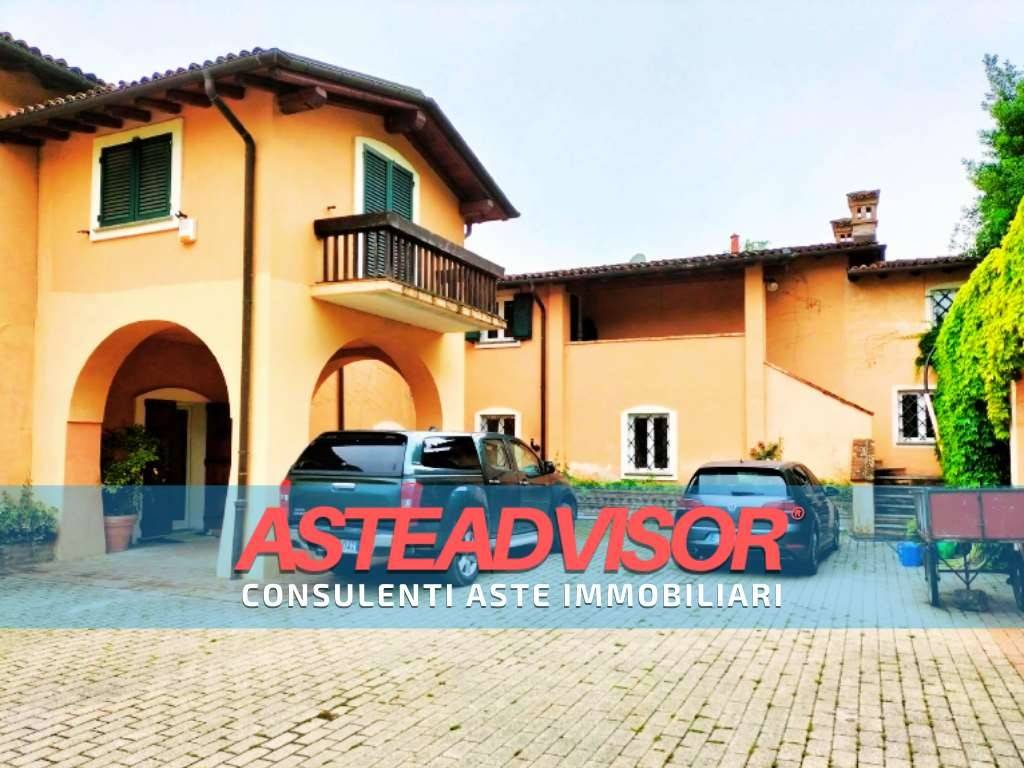 casa indipendente in vendita a Stazzano in zona Monterosso