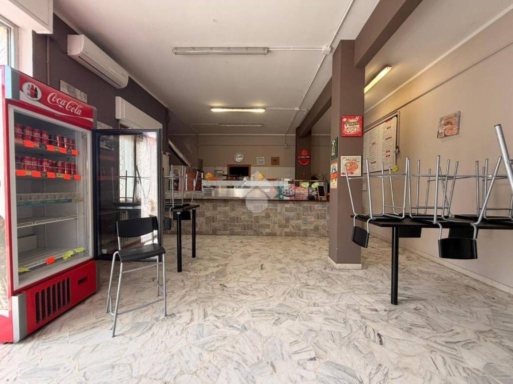 negozio in vendita a Stazzano in zona Monterosso