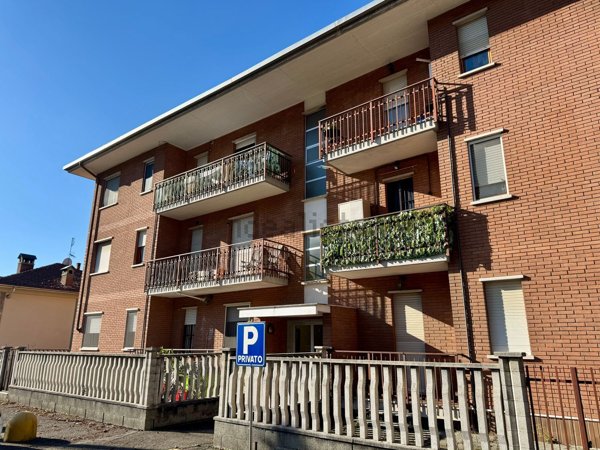 appartamento in vendita a Stazzano in zona Monterosso