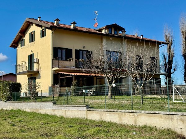 appartamento in vendita a Stazzano in zona Monterosso