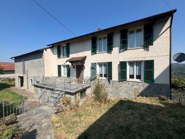 casa indipendente in vendita a Stazzano in zona Vargo