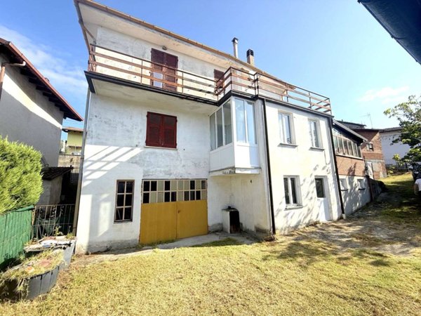 casa indipendente in vendita a Stazzano in zona Vargo