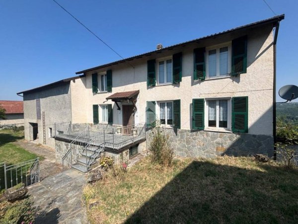 casa indipendente in vendita a Stazzano in zona Vargo