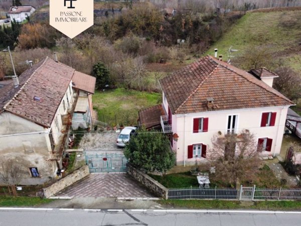 casa indipendente in vendita a Strevi
