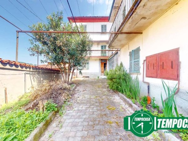 casa indipendente in vendita a Strevi