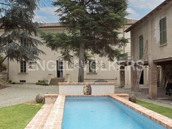 casa indipendente in vendita a Strevi