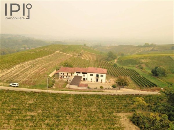 casa indipendente in vendita a Strevi