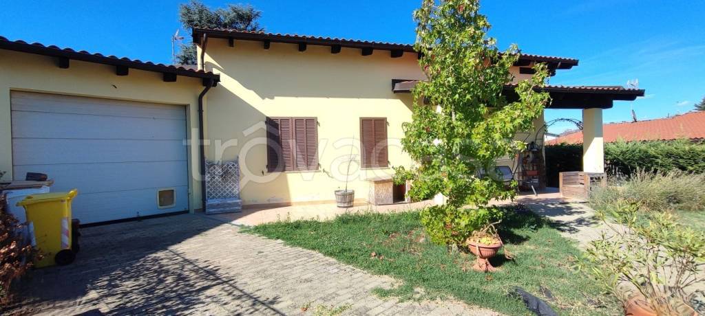 casa indipendente in vendita a Strevi
