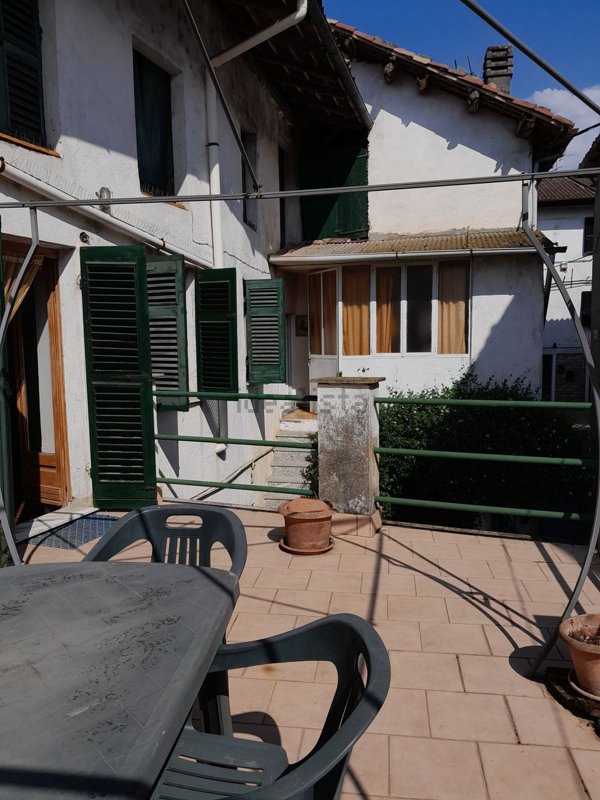 casa semindipendente in vendita a Strevi