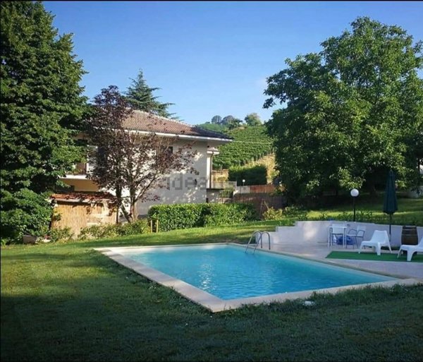 casa indipendente in vendita a Strevi