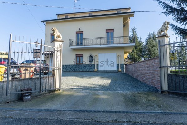casa indipendente in vendita a Strevi