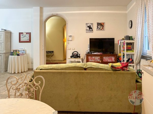casa indipendente in vendita a Strevi