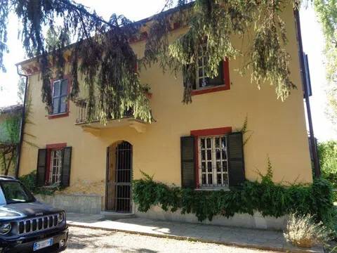 casa indipendente in vendita a Strevi