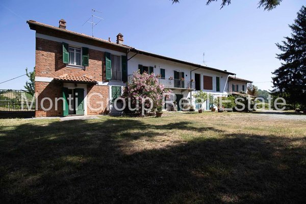 casale in vendita a Strevi