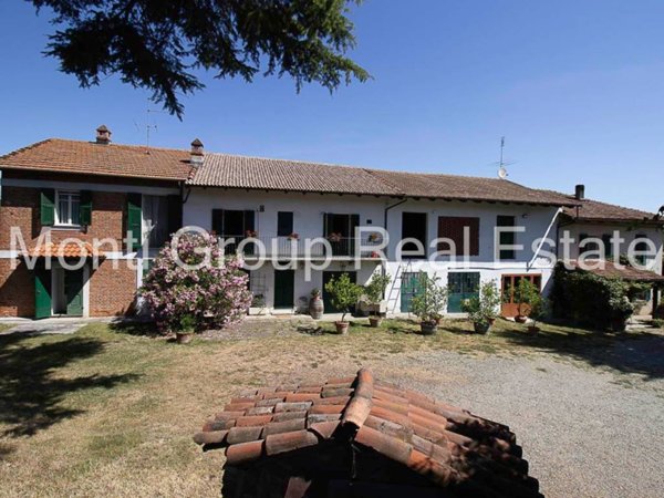 casa indipendente in vendita a Strevi