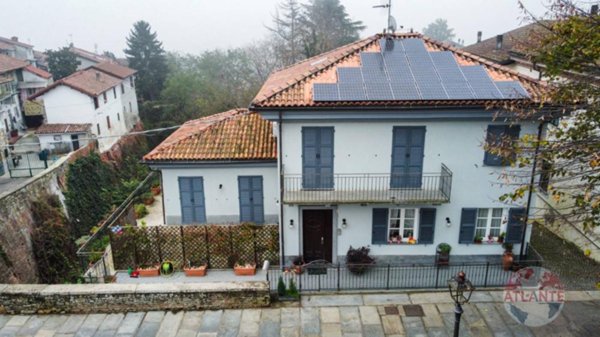 casa indipendente in vendita a Strevi