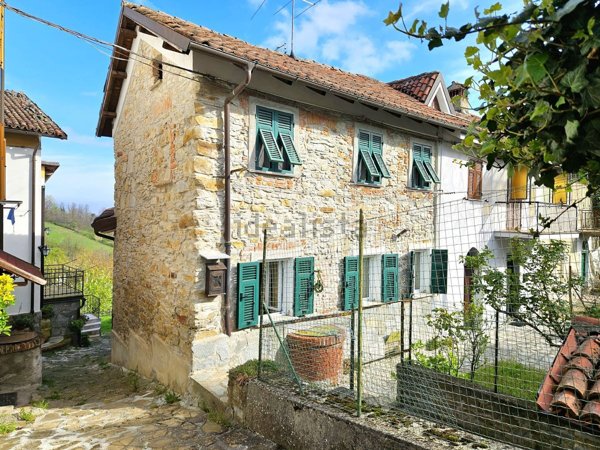 casa semindipendente in vendita a Tagliolo Monferrato in zona Grossi
