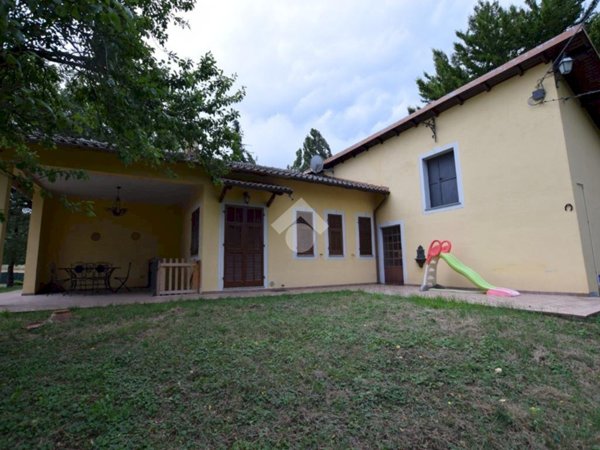 casa indipendente in vendita a Tassarolo