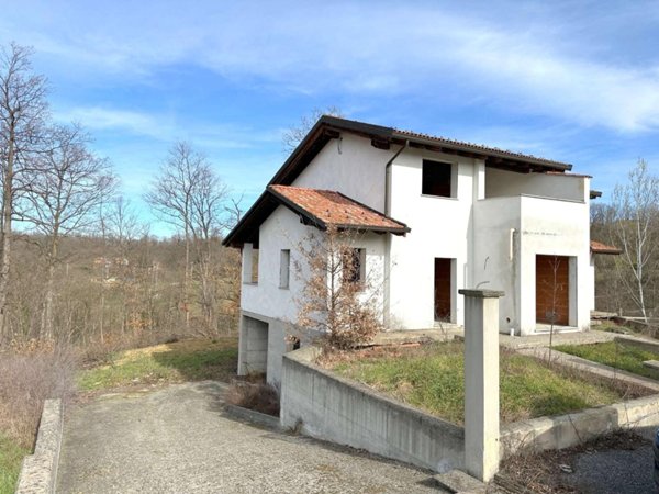 casa indipendente in vendita a Tassarolo