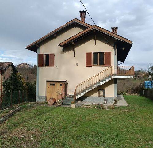 casa indipendente in vendita a Tassarolo
