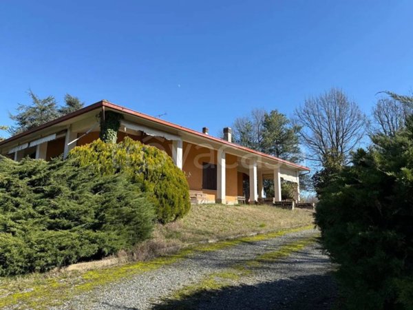 casa indipendente in vendita a Tassarolo