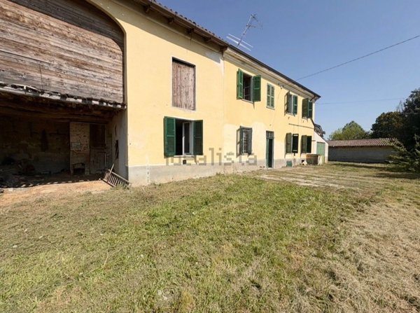 casale in vendita a Terruggia
