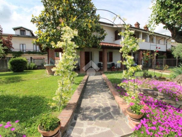 casa indipendente in vendita a Terzo