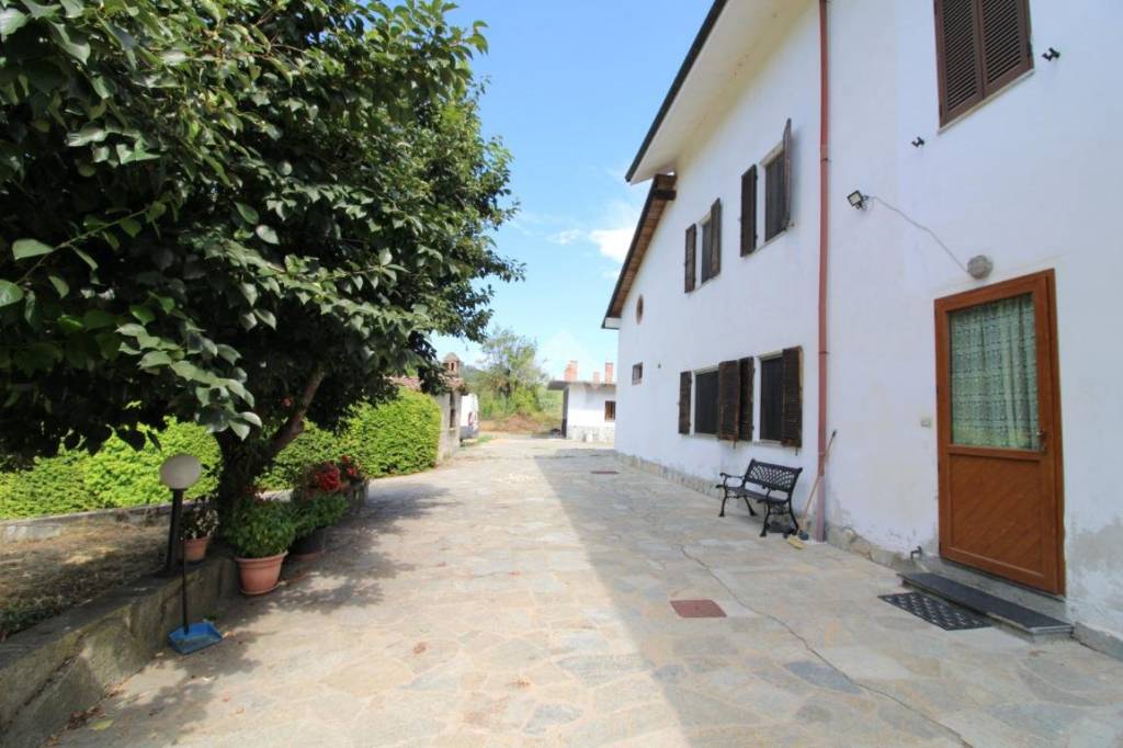 casa indipendente in vendita a Terzo