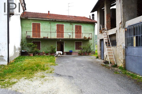 casa indipendente in vendita a Terzo