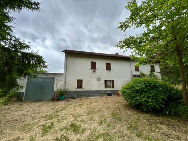 casale in vendita a Terzo